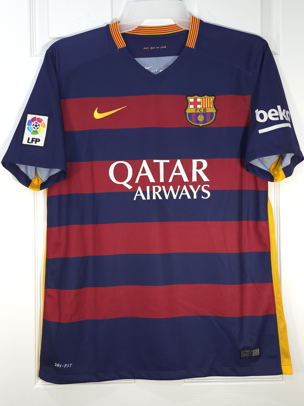Nike MESSI 10 FC BARCELONA SPAIN 2015 2016 HOME FOOTBALL SHIRT SOCCER JERSEY